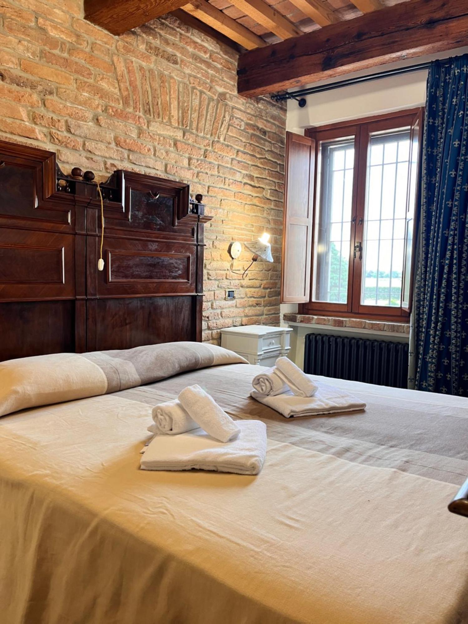 Locanda Corte Arcangeli Ferrara Eksteriør billede