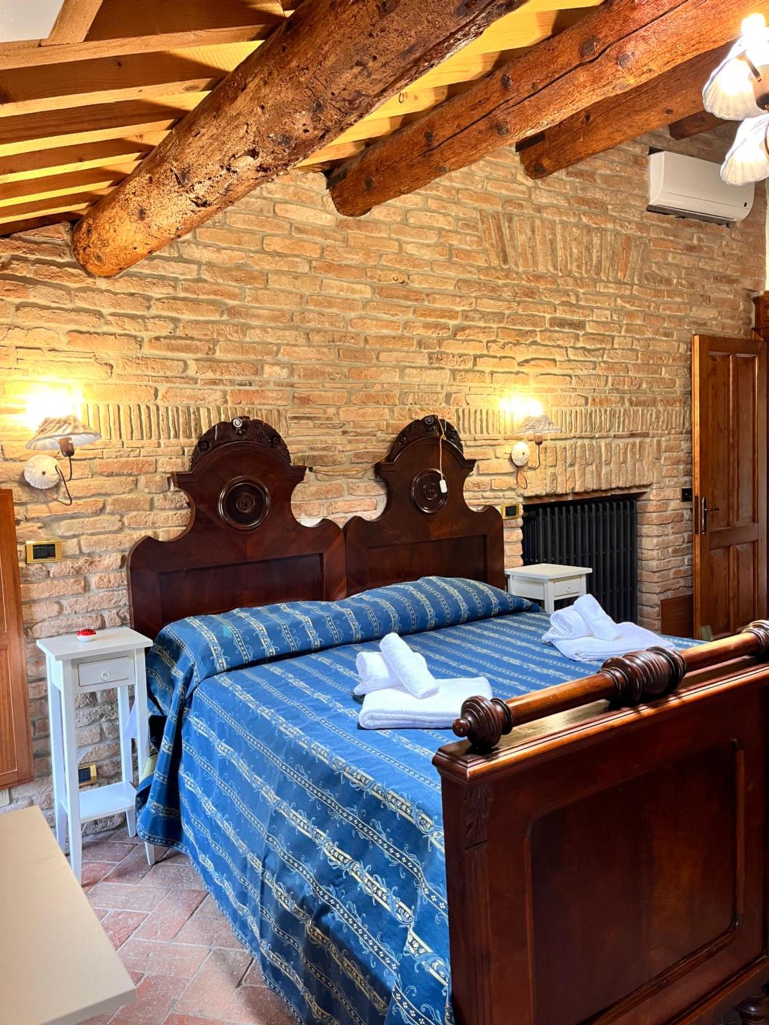 Locanda Corte Arcangeli Ferrara Eksteriør billede