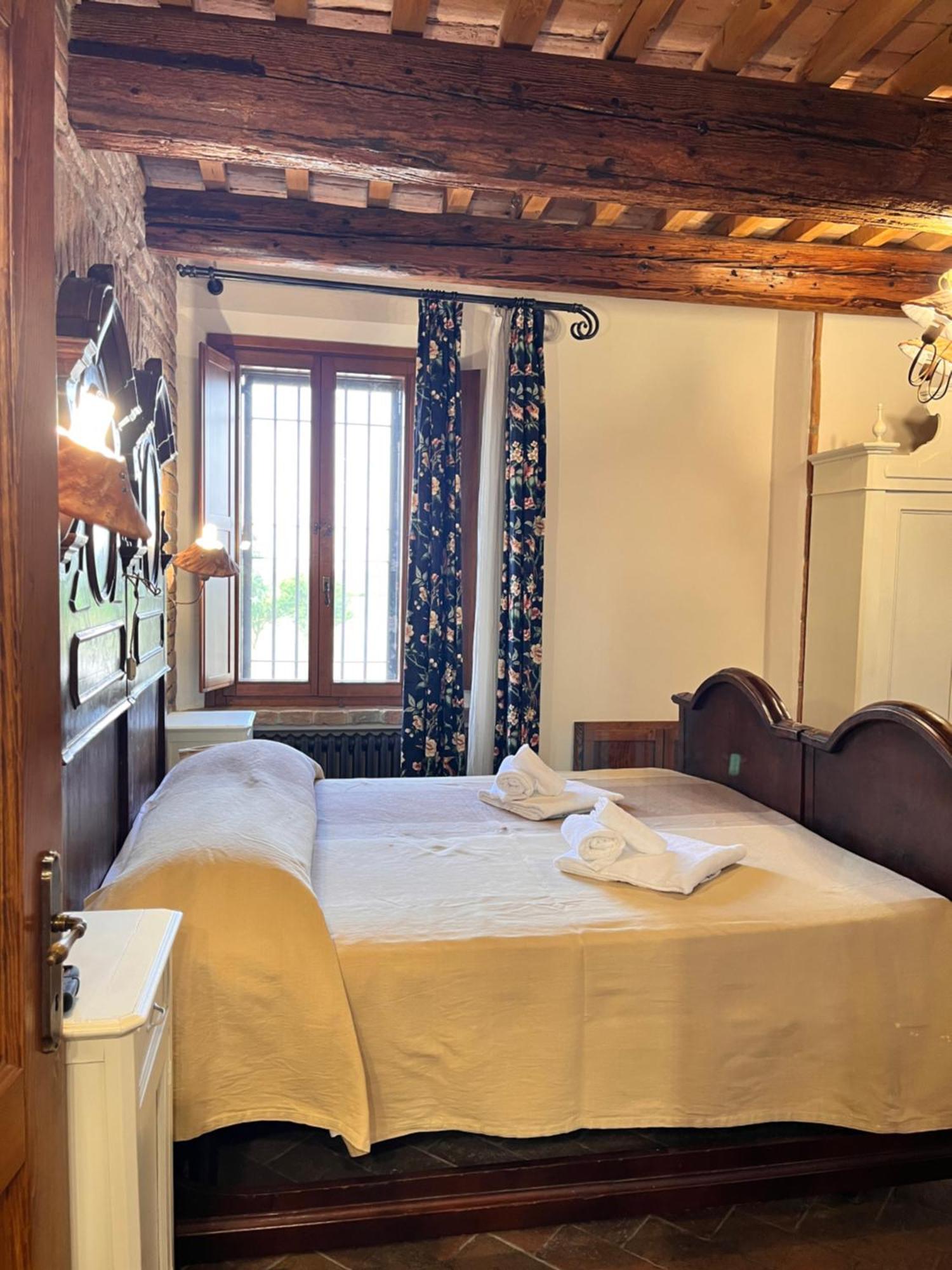 Locanda Corte Arcangeli Ferrara Eksteriør billede