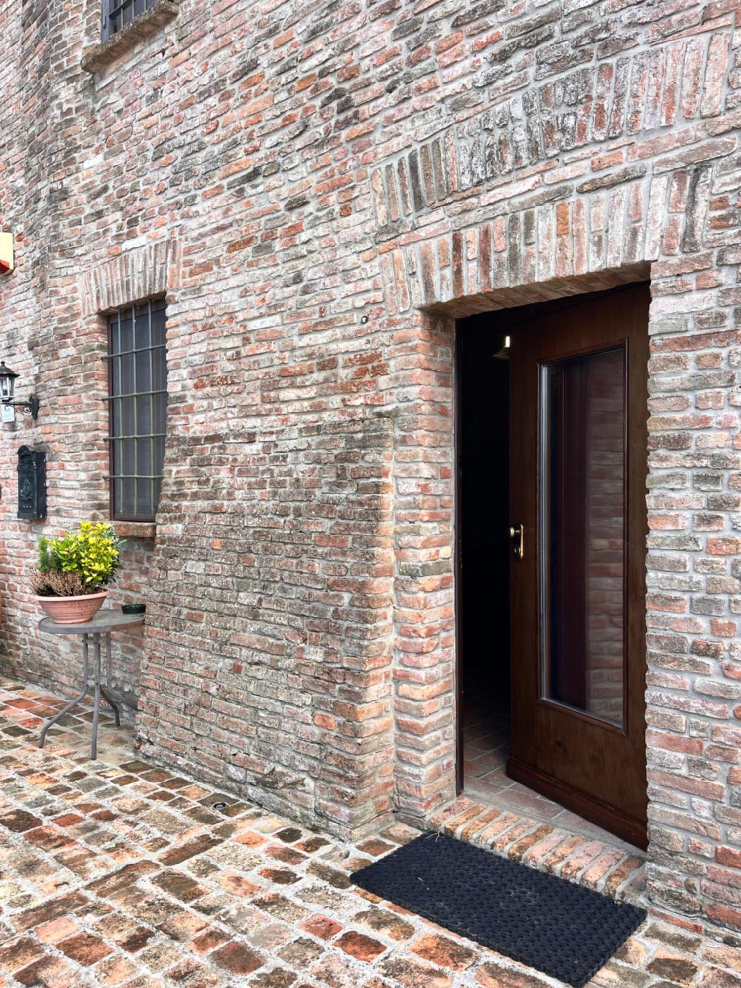 Locanda Corte Arcangeli Ferrara Eksteriør billede