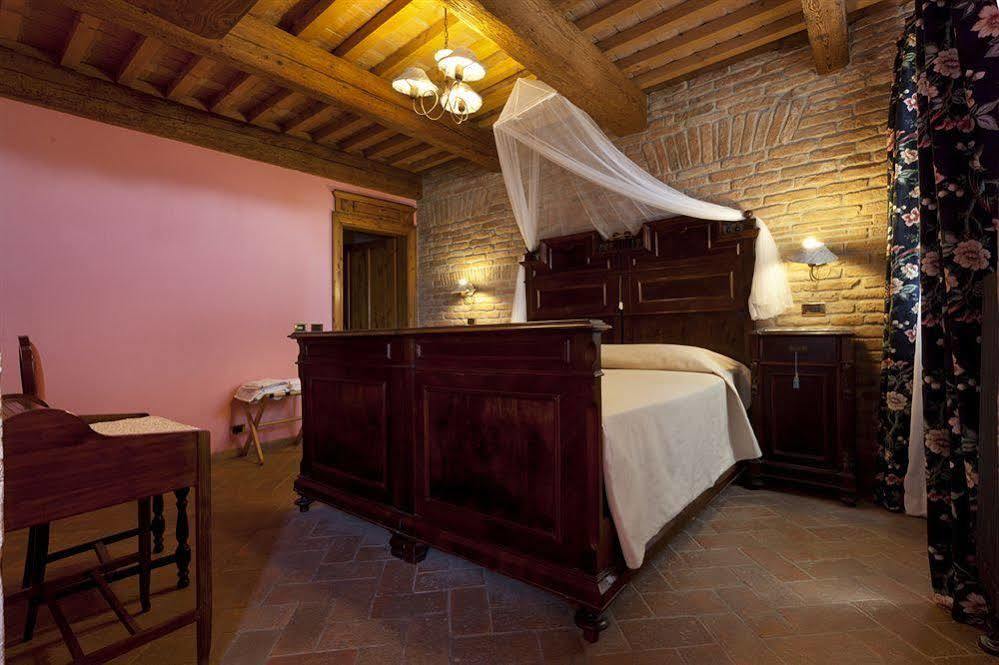 Locanda Corte Arcangeli Ferrara Eksteriør billede